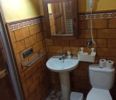 Zahara de la Sierra House | Las 4 Lunas