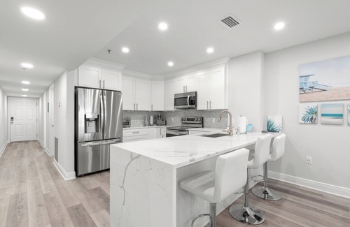 Madeira Beach Condo | Las Brisas 306