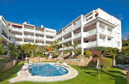 Golden Mile Apartment | Las Canas beach, ground floor first line beach, Marbella golden mile