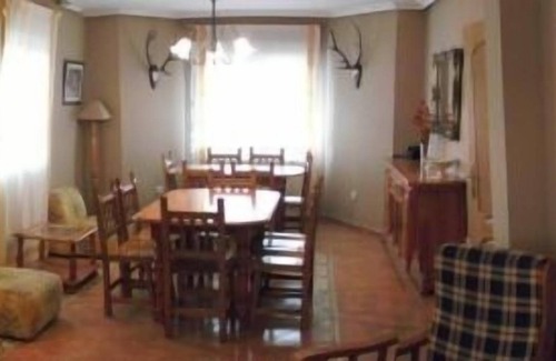 Arenas de San Pedro Cottage | Las Lomas de Gredos, ideal for families
