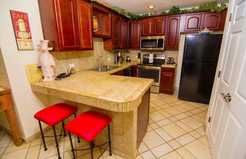 Puerto Penasco Apartment | Las Palmas Resort at Sandy Beach- Condo Grande 704 condo