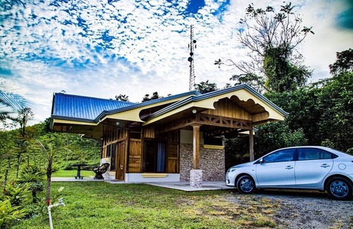 Monterrey Cabin | Las pavitas cottages “Las estrellas del Arenal”