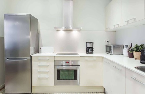 El Raval Apartment | Las Ramblas large 4bedroom with terrace