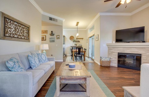 Enterprise Apartment | Las Vegas Condo Rental with Pool Access!