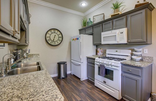 Enterprise Apartment | Las Vegas Condo Rental with Pool Access!