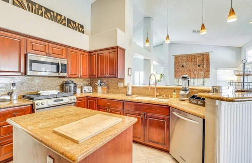 Green Valley House | Las Vegas - Exec Home 3B+D Pool, Spa, Games & EV+