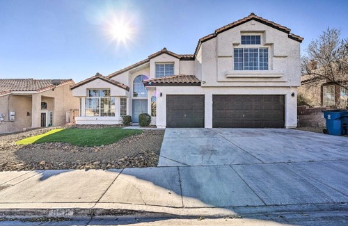 Paradise House | Las Vegas Getaway about 8 Mi to Las Vegas Strip!