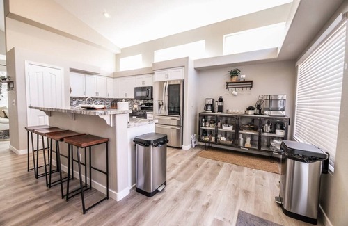 North Las Vegas House | Las Vegas Home w/Pool & Spa,Casa Del Sol