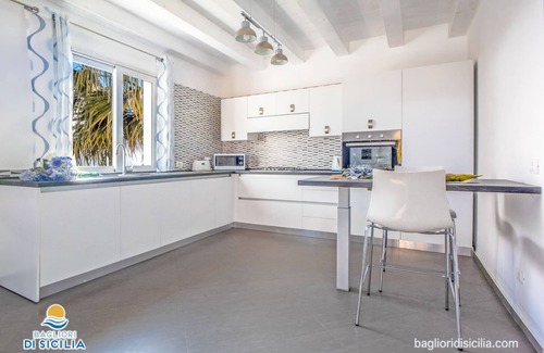 Scopello Villa | LAST MINUTE 31 AUGUST - 14 SEP. - VILLA MACIARI IN CASTELLAMMARE DEL GOLFO
