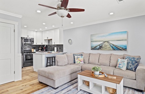 Lower Grand Lagoon Condo | Last minute deals