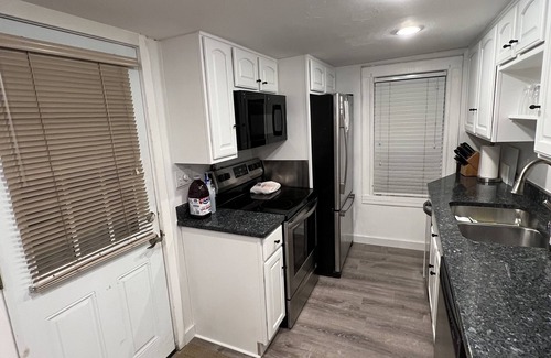 Dennis House | LAST MINUTE DISCOUNTS ON OPEN WEEKS! MAYFLOWER BEACH AMAZING PRIVATE HOME