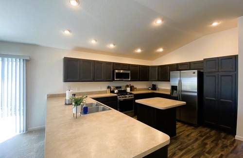 Wildwood Villa | LAST MINUTE OPENINGS, in The Villages, dog-friendly home with golf cart!