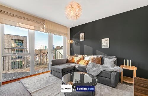 Finchley Church End Apartment | Last-Minute Specials l 1 Bed Apt, Luxury Balcony By Capital Retreats Short Lets & Serviced Accommodation in Colindale With Free WiFi