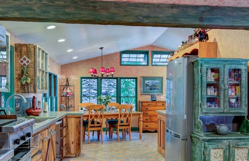 Quincy House | Last Private Property on Spanish Creek - Private 1/2 Mile Trail & Swimming Hole.