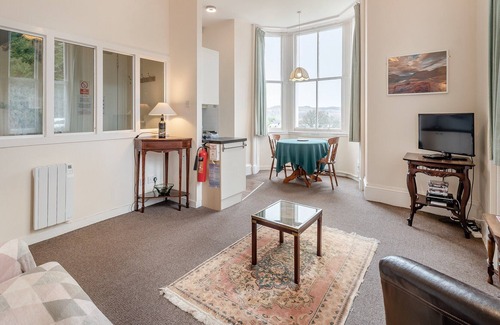 Dalmally Cottage | Late 16th century Ardbrecknish House is in a magnificent Highland setting with wonderful views of mo