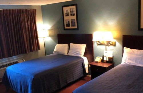 Latham Hotel | Latham Inn
