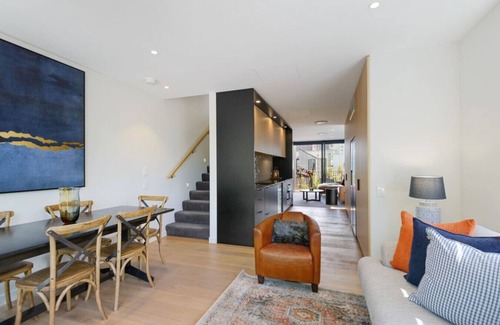 Christchurch City Centre House | Latimer View Apartment