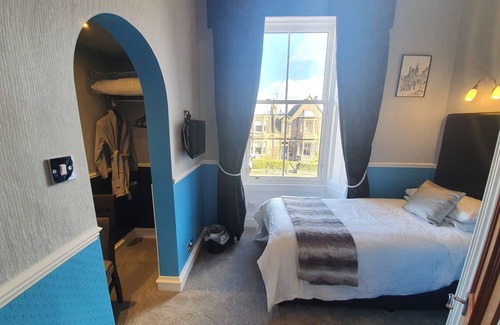 Newington House | Lauderville Guest House
