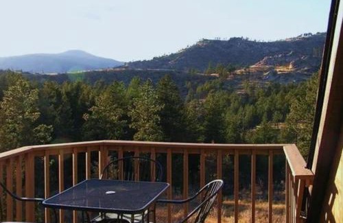 Drake House | Laughing Place