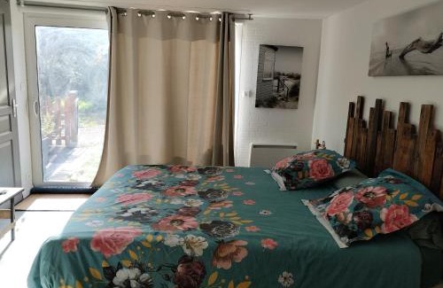 Chenehutte-Treves-Cunault House | Launay