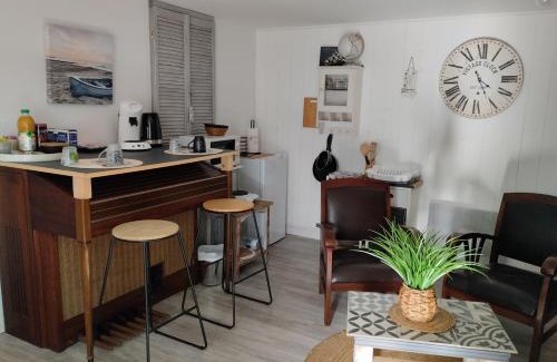 Chenehutte-Treves-Cunault House | Launay