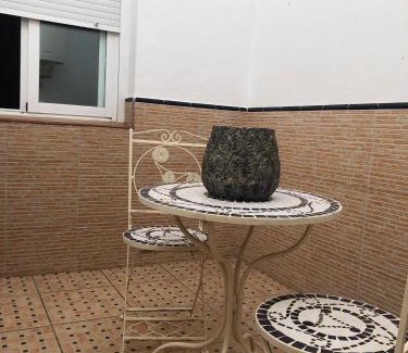 Villanueva del Fresno Apartment | Laura y Mauro