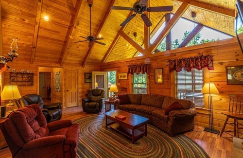 Luray Cabin | Laurel Hill Cabin
