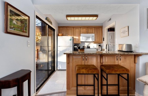 Wintergreen Condo | Laurelwood 43 with Wintergreen Advantage