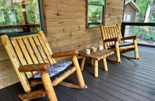 Cosby House | Laurelwood Luxury Cabin Hot Tub