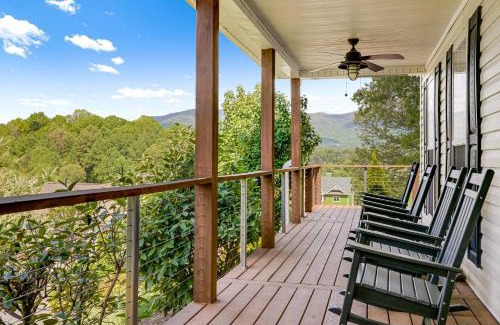 Candler House | Lauren Peak by Carolina Mornings