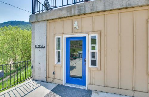 Lava Hot Springs Apartment | Lava Hot Springs Studio with Deck Walk to Hot Pools