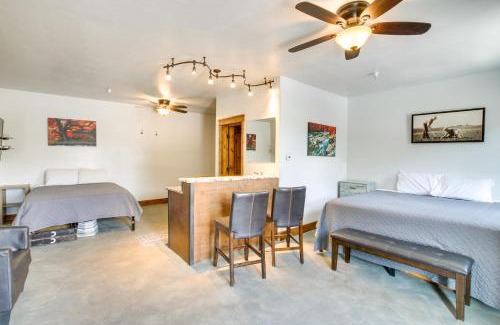 Lava Hot Springs Apartment | Lava Hot Springs Studio with Deck Walk to Hot Pools