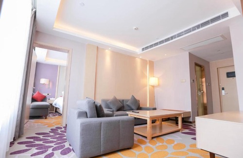 Maoming Hotel | Lavande Hotel (Gaozhou Chengdong Bus Station Branch)