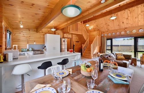 Hanmer Springs House | Lavender Cottage - Hanmer Springs Holiday Home