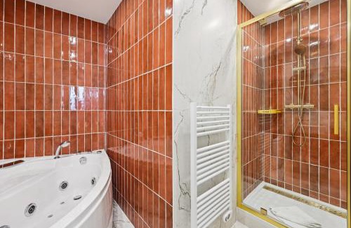 Saint-Thomas-d'Aquin Apartment | Lavie Maison 7th AC Hot Tub