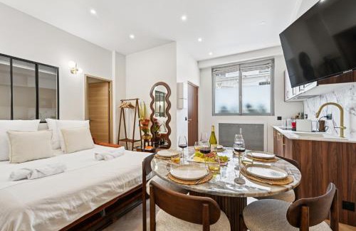 Saint-Thomas-d'Aquin Apartment | Lavie Maison 7th AC Hot Tub