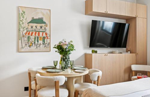 Saint-Thomas-d'Aquin Apartment | Lavie Maison Sauna Hot Tub & AC in 7th