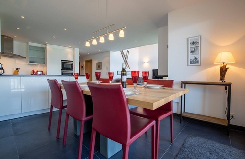 Veysonnaz Apartment | Lavish apartment with wellness