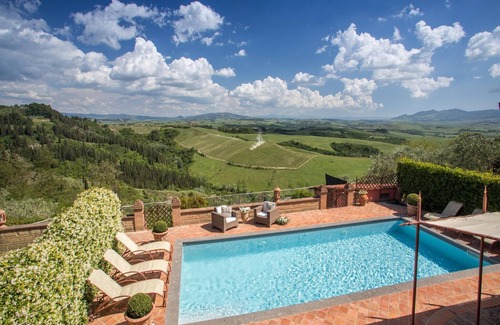 Fabbrica Villa | Lavish Villa in Peccioli