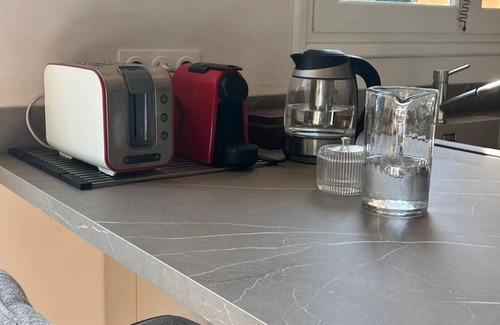 Le Tholonet Villa | Lavish Villa First Floor near Aix w/Pool & AC - Le Tholonet