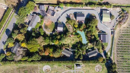 Clive House | Lawn Cottages