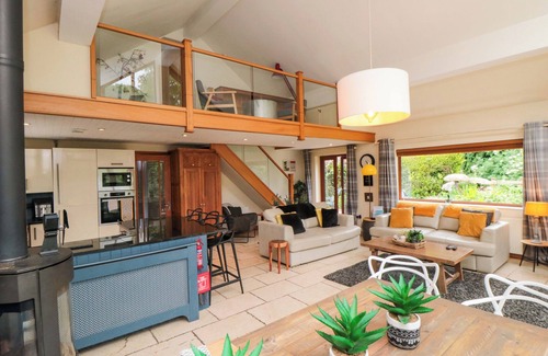 Potter Brompton Cottage | LAWNSWOOD, pet friendly, country holiday cottage in Sherburn