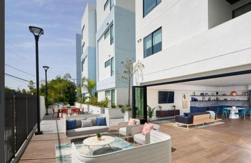 Los Angeles Apartment | LAX 1 Bed Luxe with FREE PARKING