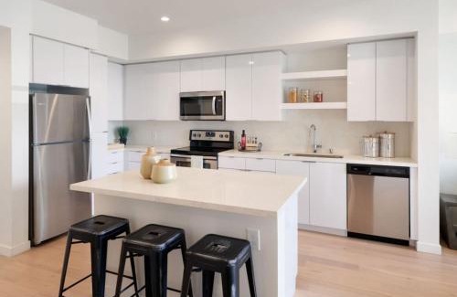 Los Angeles Apartment | LAX 1 Bed Luxe with FREE PARKING