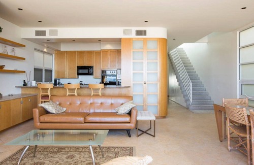 Playa Del Rey House | LAX Beachhouse - Luxury On The Sand and near LAX