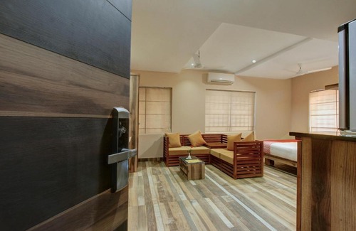 Mangalore Hotel | LAXMAN RESIDENCY MANGALORE