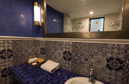 Sindhi Camp Hotel | Laxmi Palace Heritage Boutique Hotel