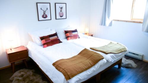 East Kootenay Apartment | Lay Back Lodge
