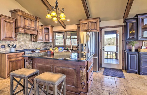 Shelby House | Lay Lake Access & Views: Expansive Shelby Home!