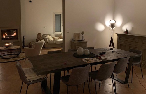 La Roque-sur-Pernes House | Lazoie- - Four Bedroom House, Sleeps 8
